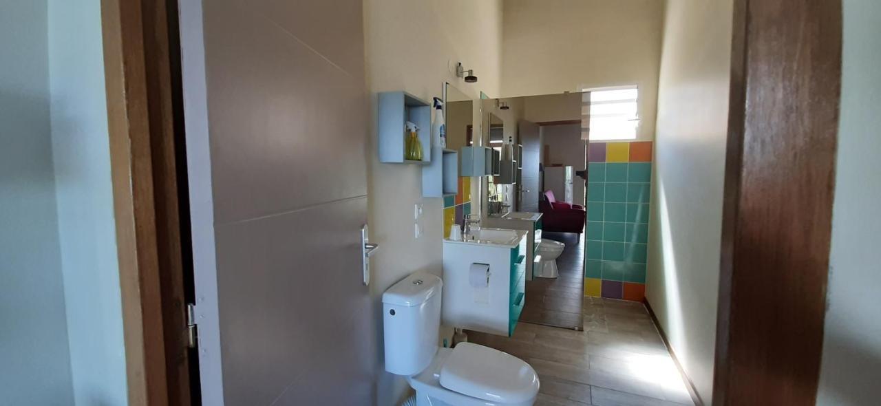 Gite Manguier Appartement Bouillante Buitenkant foto